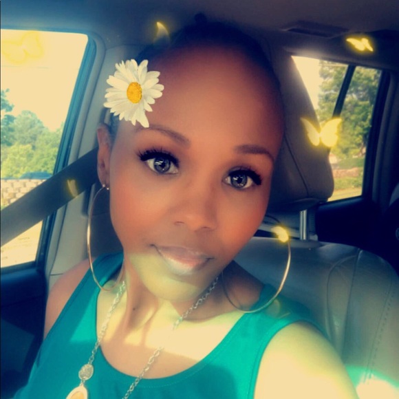 Meet your Posher, Chelsea - Picture 1 of 1